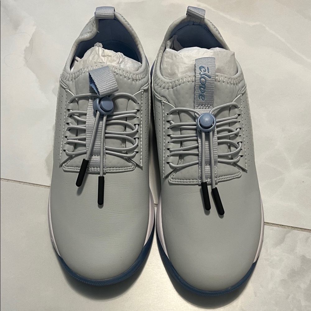Women’s Clove Nursing Shoe Light Gray with Blue Accents